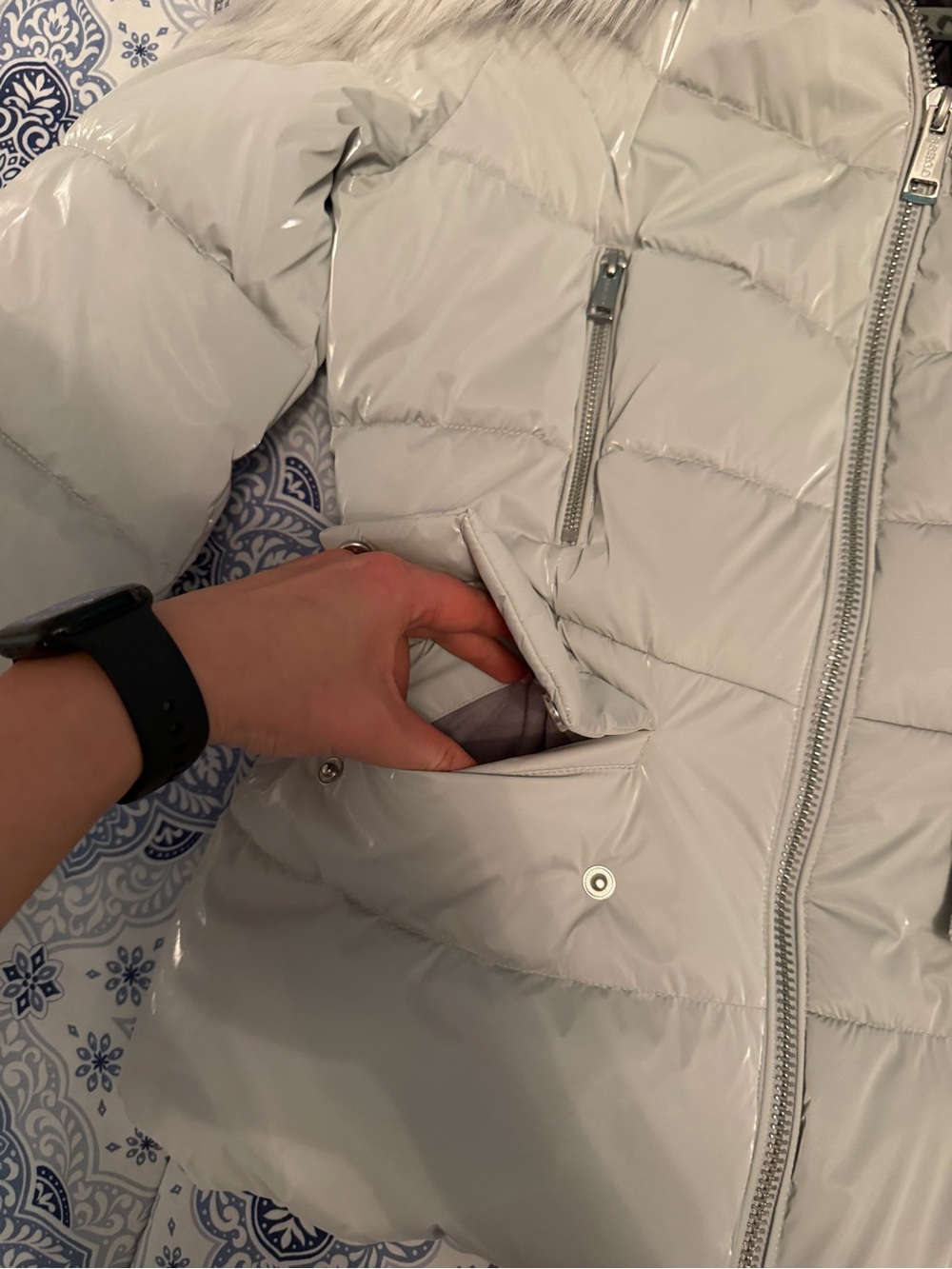 Guess jacket - Picture 4 of 12